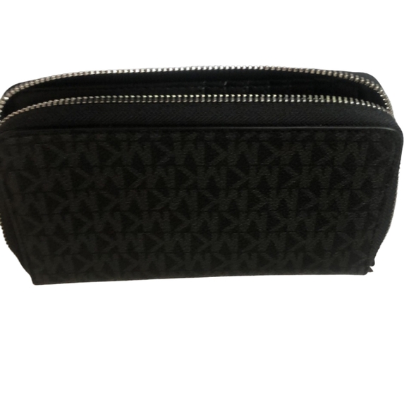 Michael Kors Wallet/Phone Case NWT - Picture 5 of 8